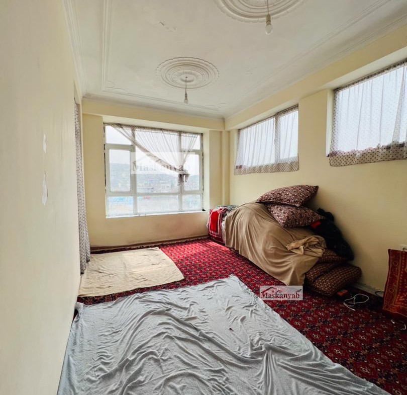 Three-room apartment for mortgage in Qala-e Khatir