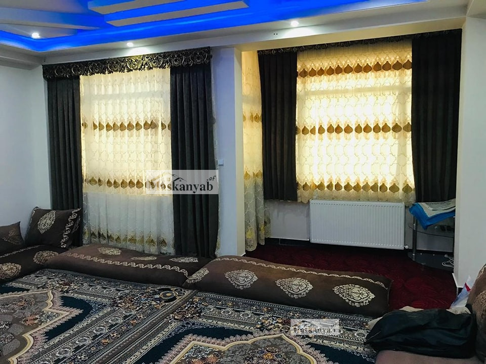 Three-room apartment for sale in Dehbori Square