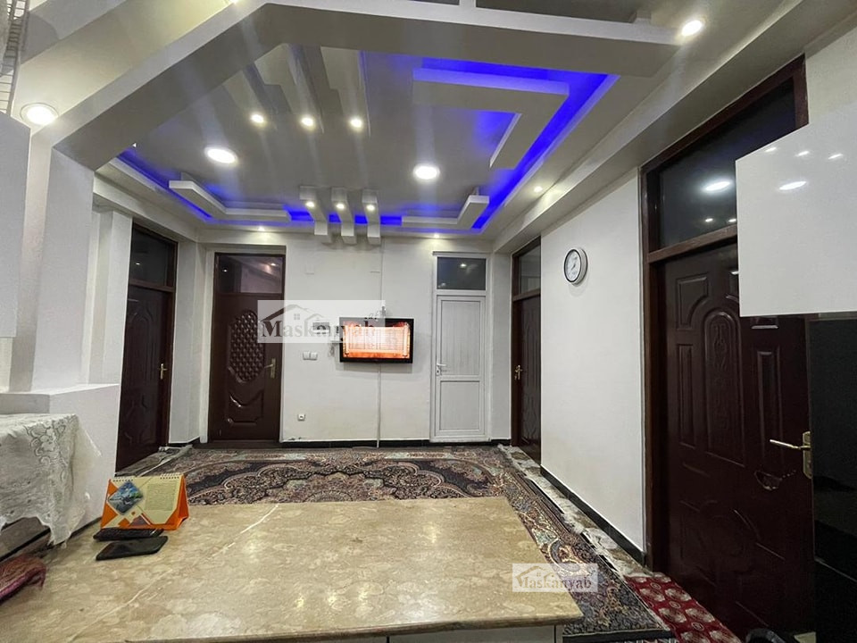 Three-room apartment for sale in Dehbori Square