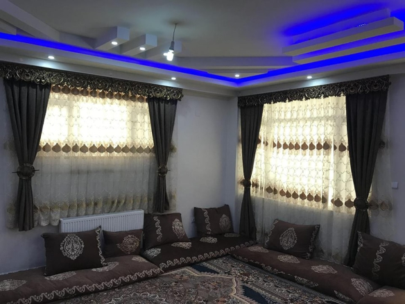 Three-room apartment for sale in Dehbori Square