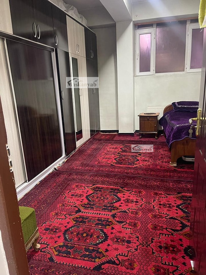 Three-room apartment for sale in Dehbori Square