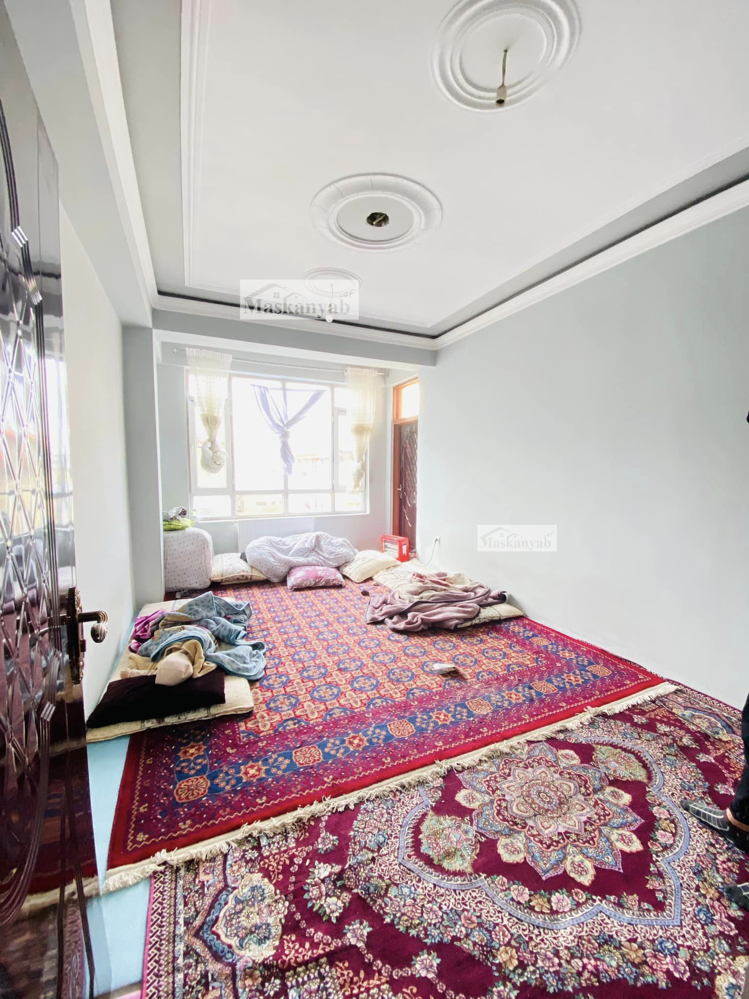 Three-room apartment for sale urgently in Kabul