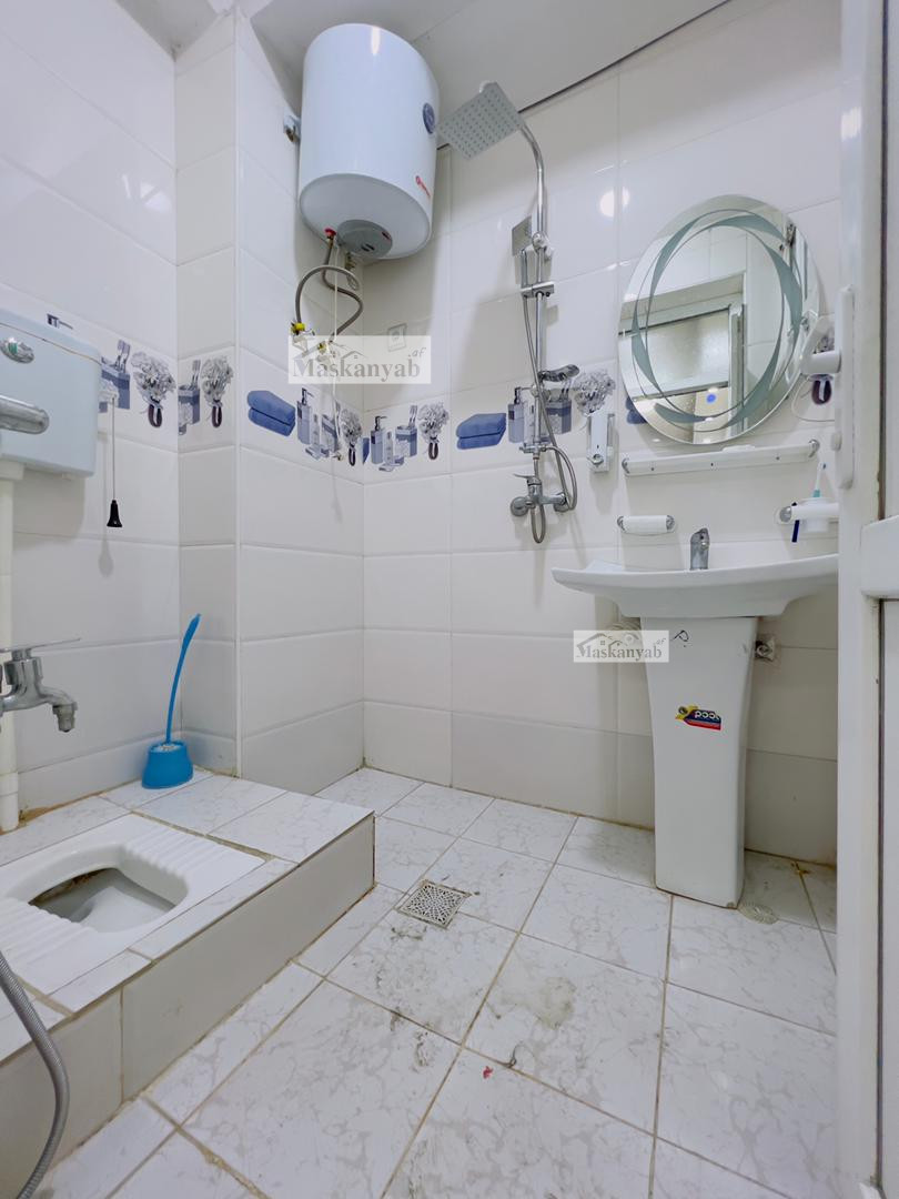 Three-room apartment for sale urgently in Qala-e Fatihullah