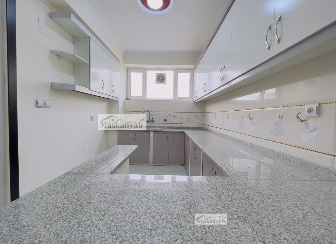 Three-room apartment for sale urgently in Qala-e Fatihullah