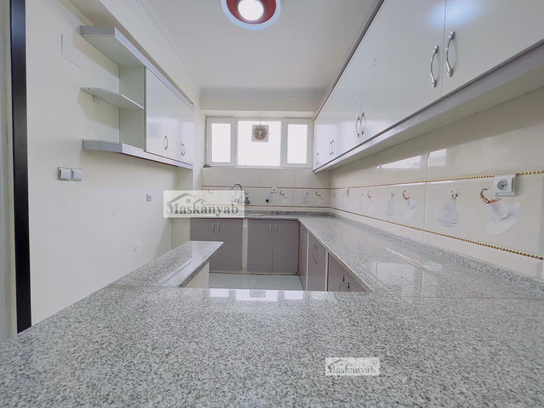 Three-room apartment for sale urgently in Qala-e Fatihullah