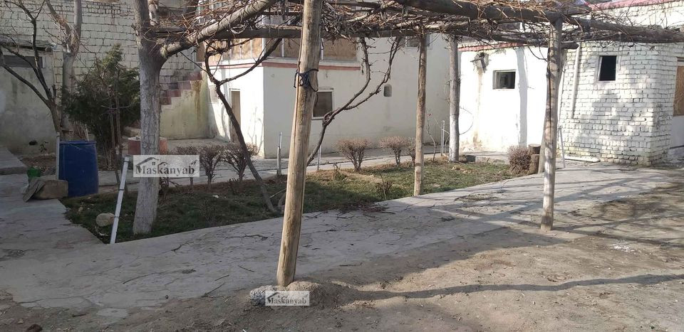 Three-room house for mortgage in Qala-e Khatir