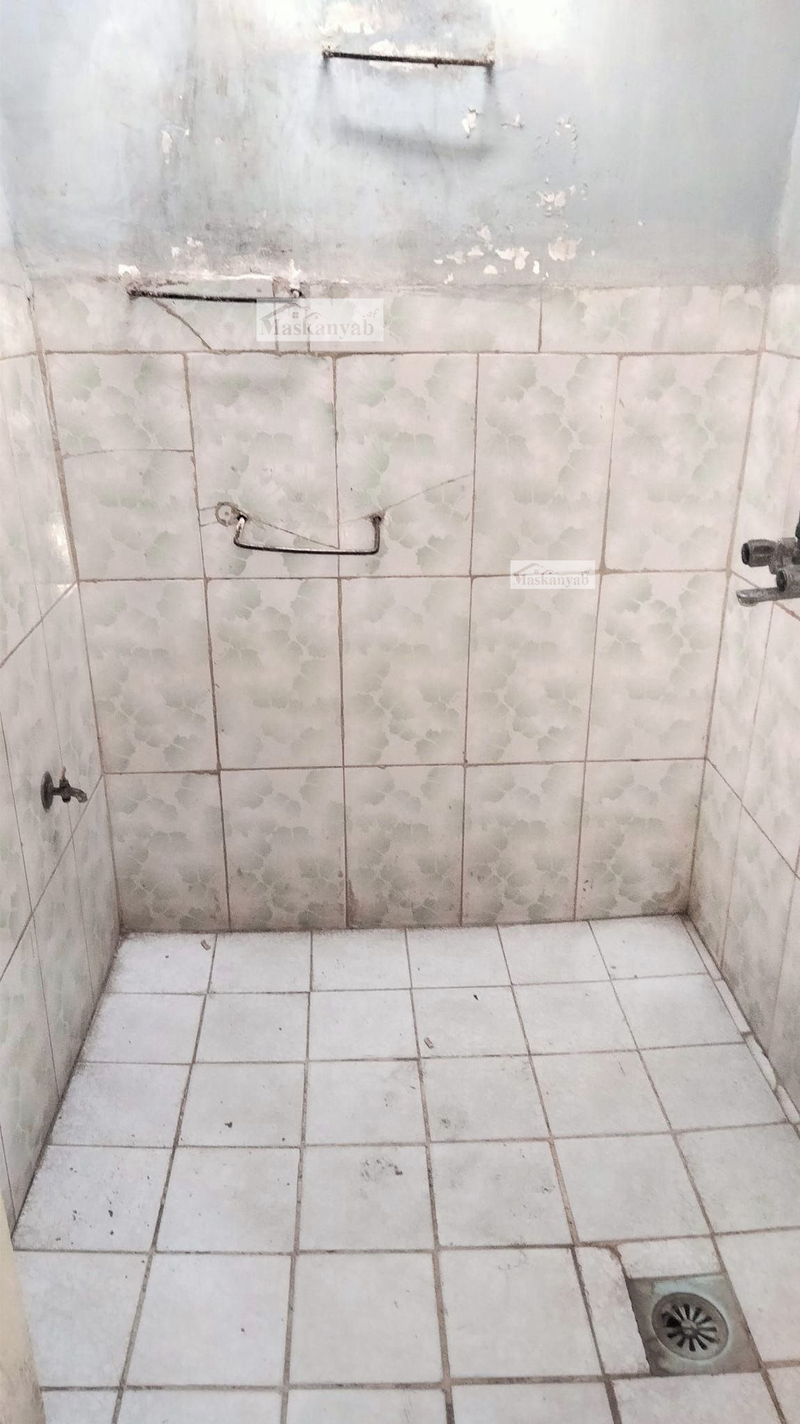 Three-room house for rent in Karte new, Sarak-e new
