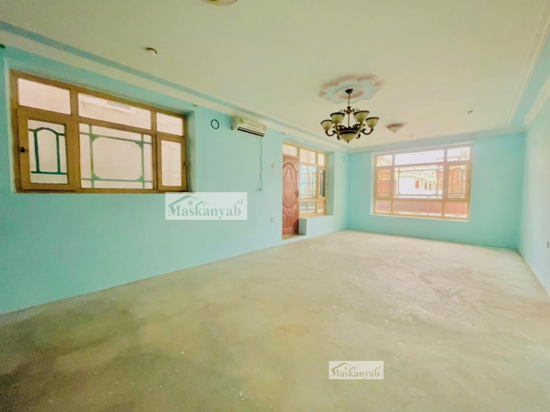10-room house for rent in Traffic square, Kabul