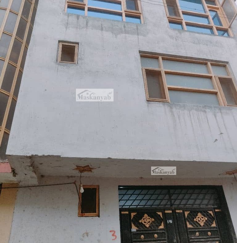 Five-room house for sale in District 7, Kabul