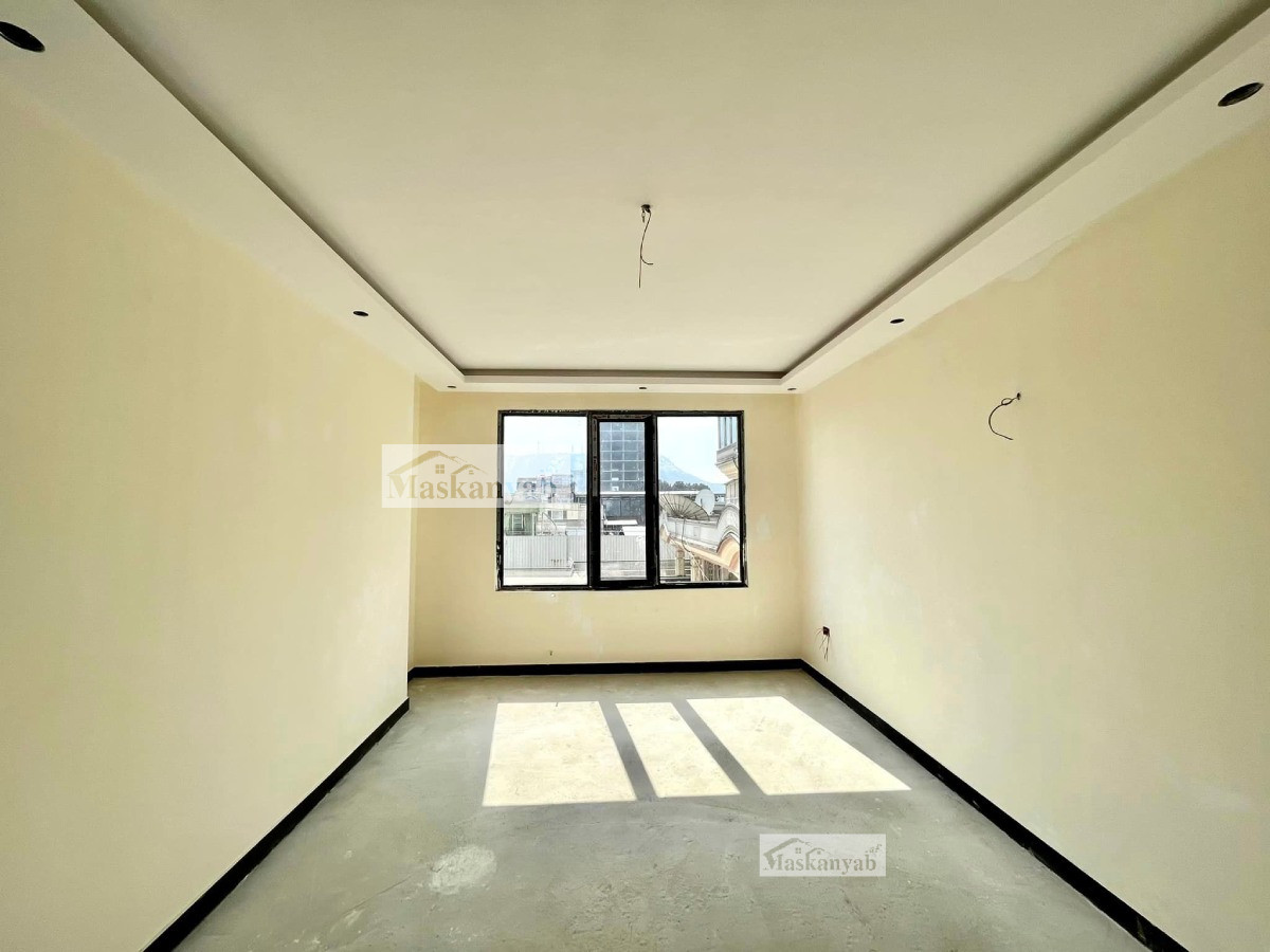 Four-room apartment for sale in Shahr-e New, Kabul