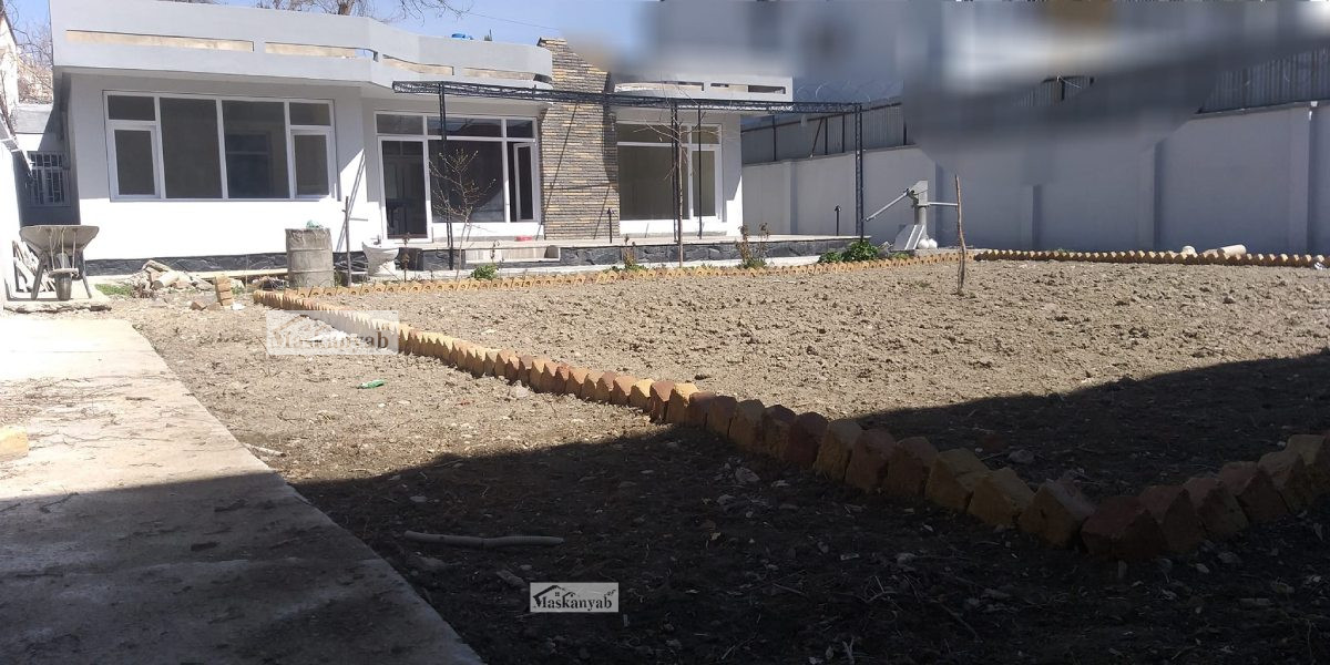 Four-room house for rent in Wazir Akbar Khan