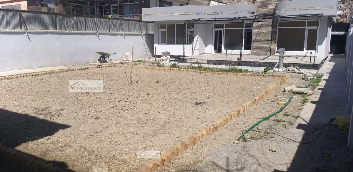 Four-room house for rent in Wazir Akbar Khan