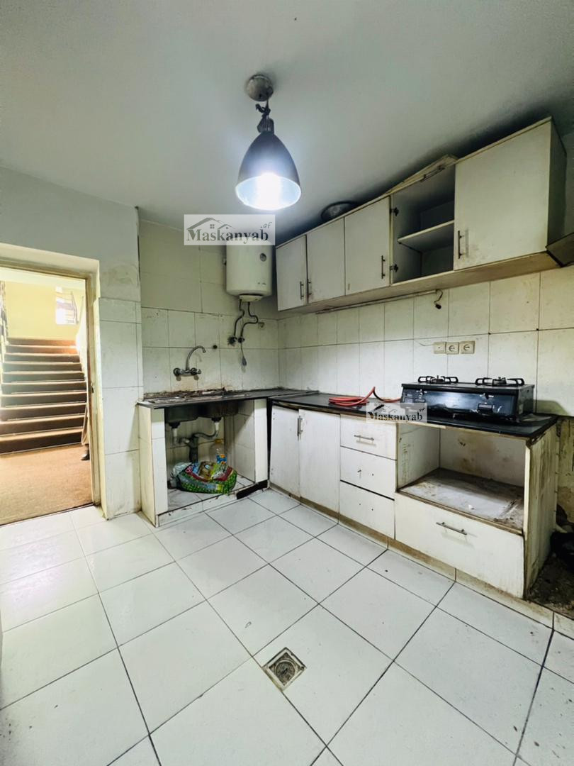 Nine-room house for rent in Wazir Mohammad Akbar Khan