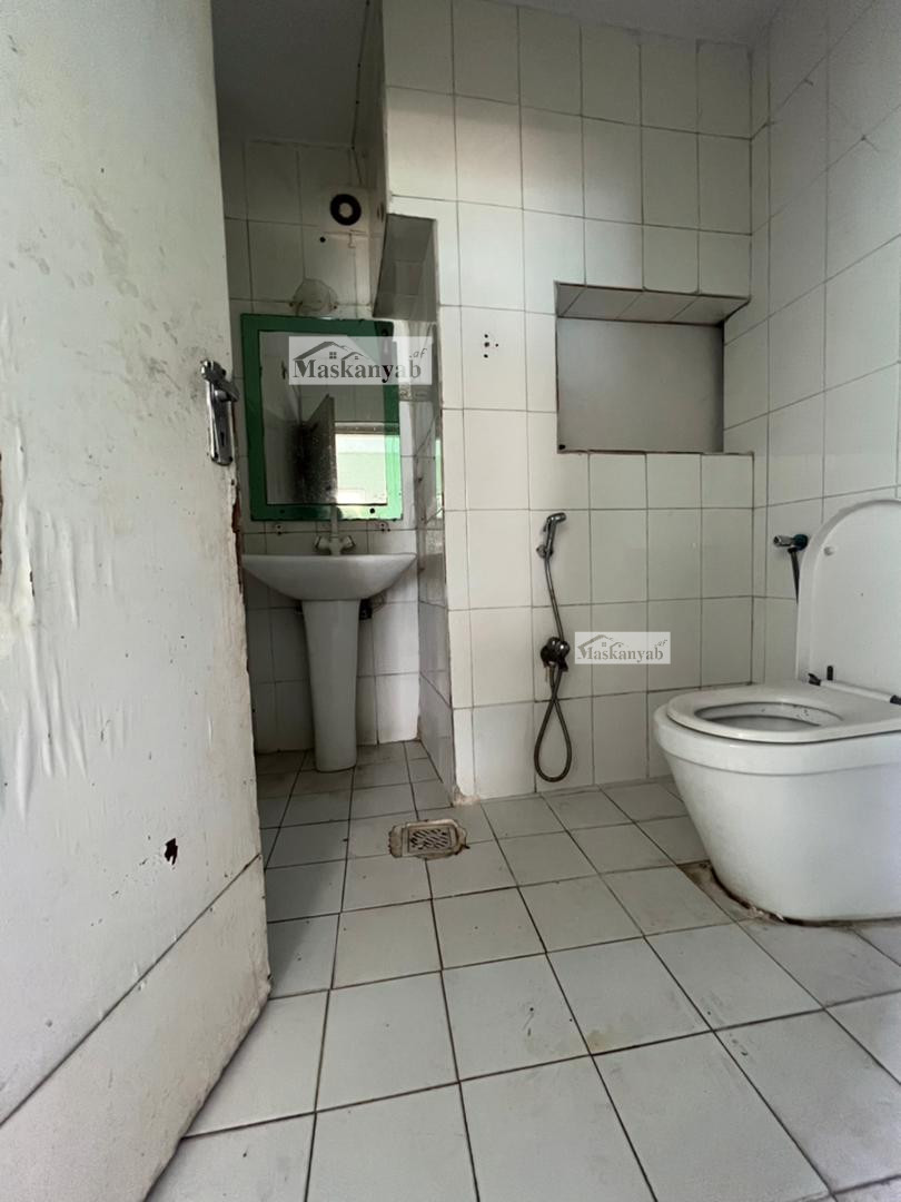 Nine-room house for rent in Wazir Mohammad Akbar Khan
