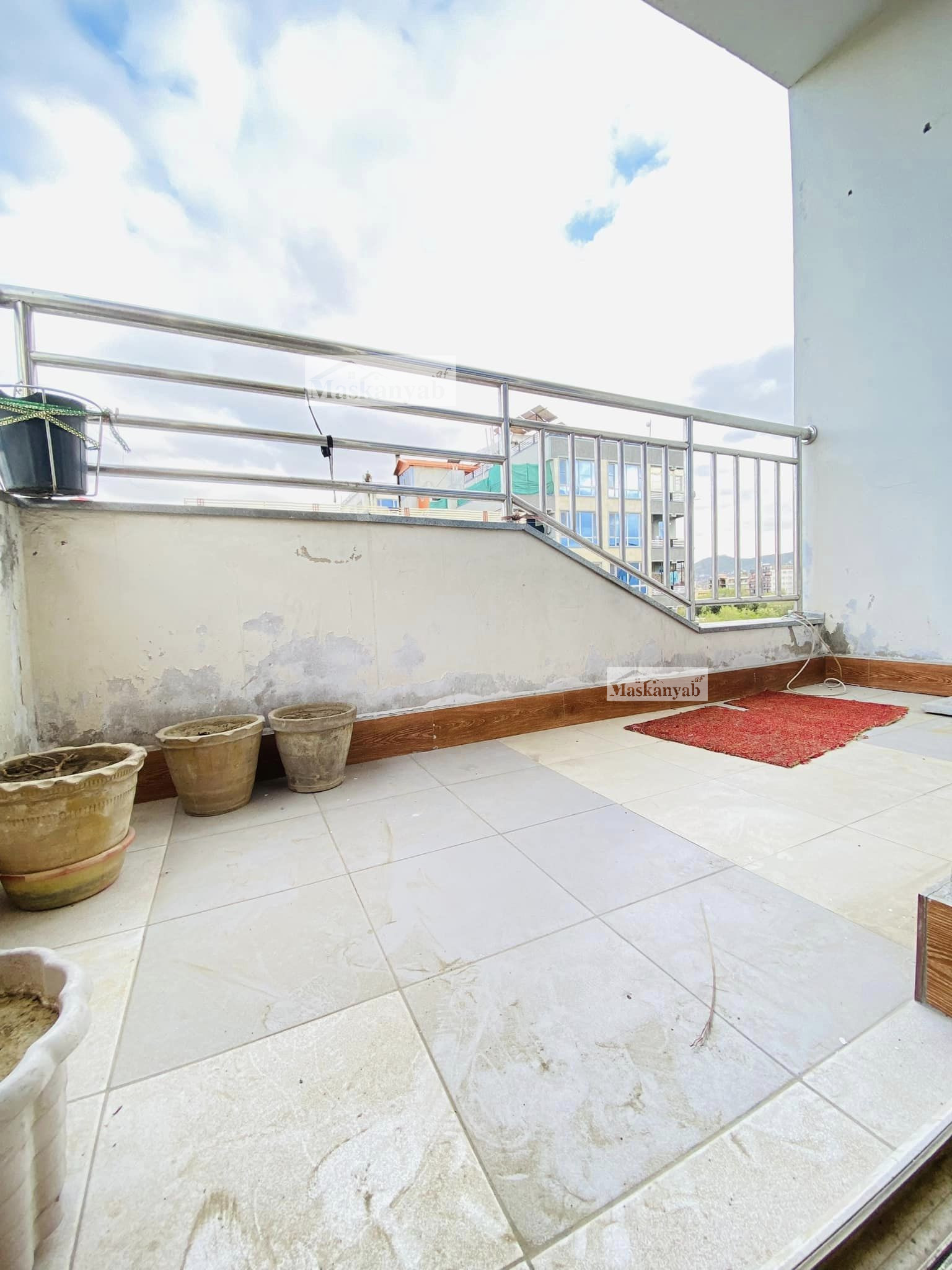 Three-room apartment for mortgage in Taimani