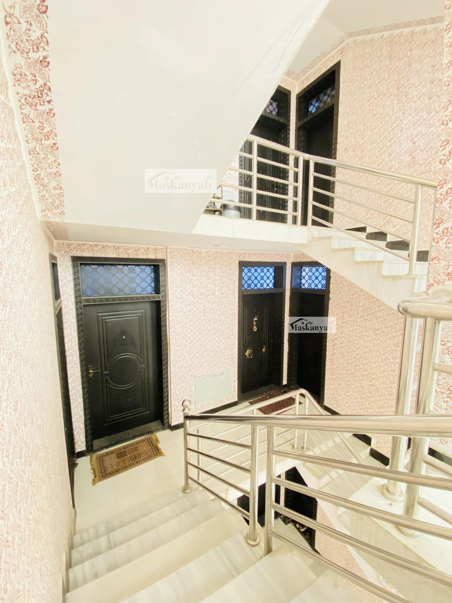 Three-room apartment for mortgage in Taimani