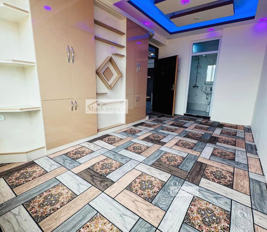 Three-room apartment for sale in District 4, Taimani