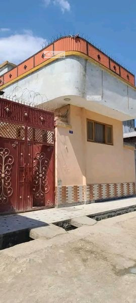 House for sale between Asp ha Square and Sara-e Shamali