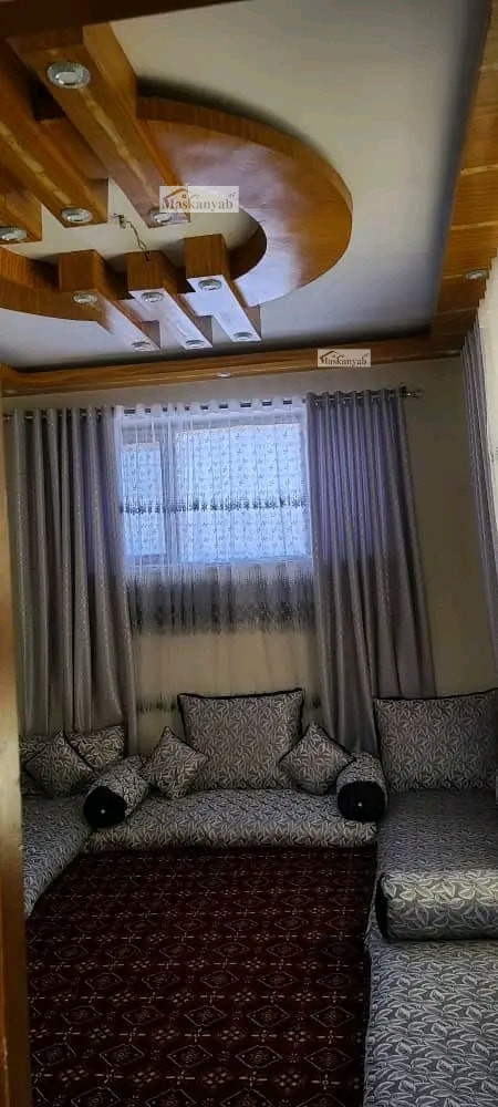 House for sale between Asp ha Square and Sara-e Shamali