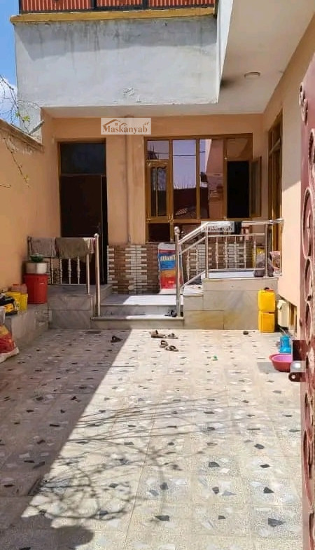 House for sale between Asp ha Square and Sara-e Shamali