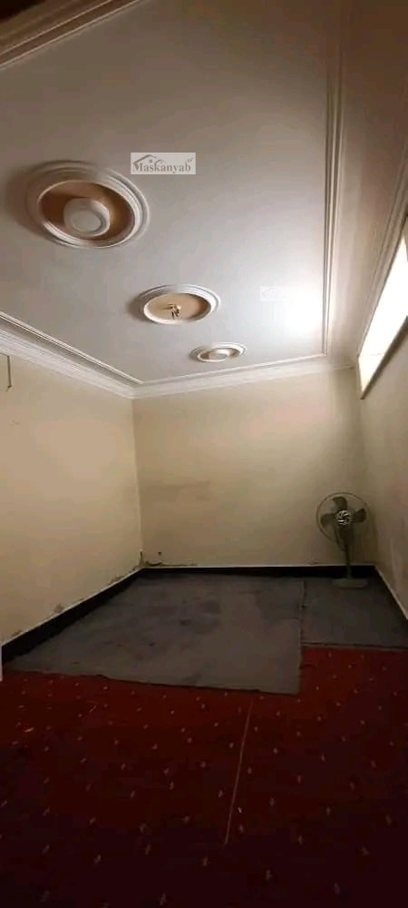 House for sale between Asp ha Square and Sara-e Shamali