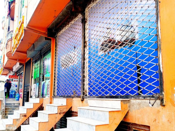 Three shops for rent in the Taimani Project