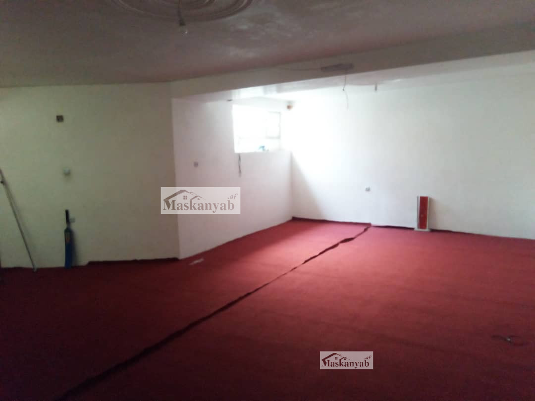 Five-room house for sale Near the Qala-e Mosa