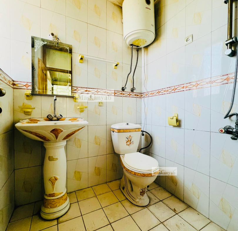Four-floor house for rent in Old Taimani