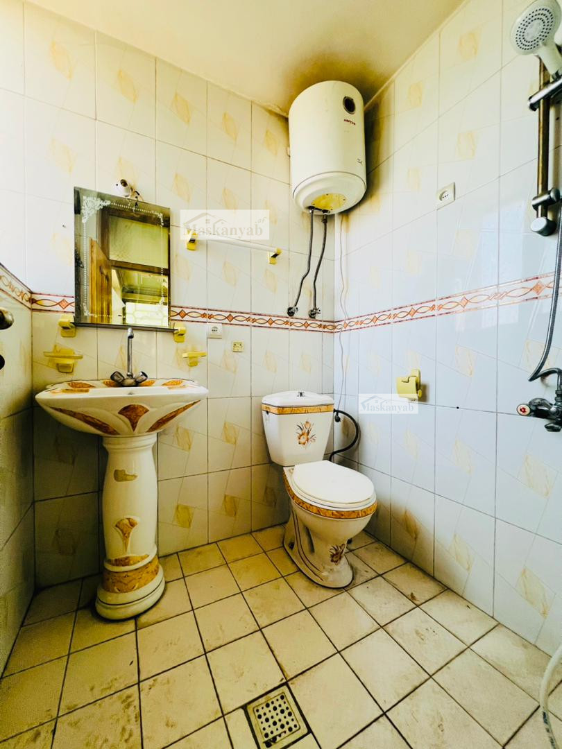 Four-floor house for rent in Old Taimani