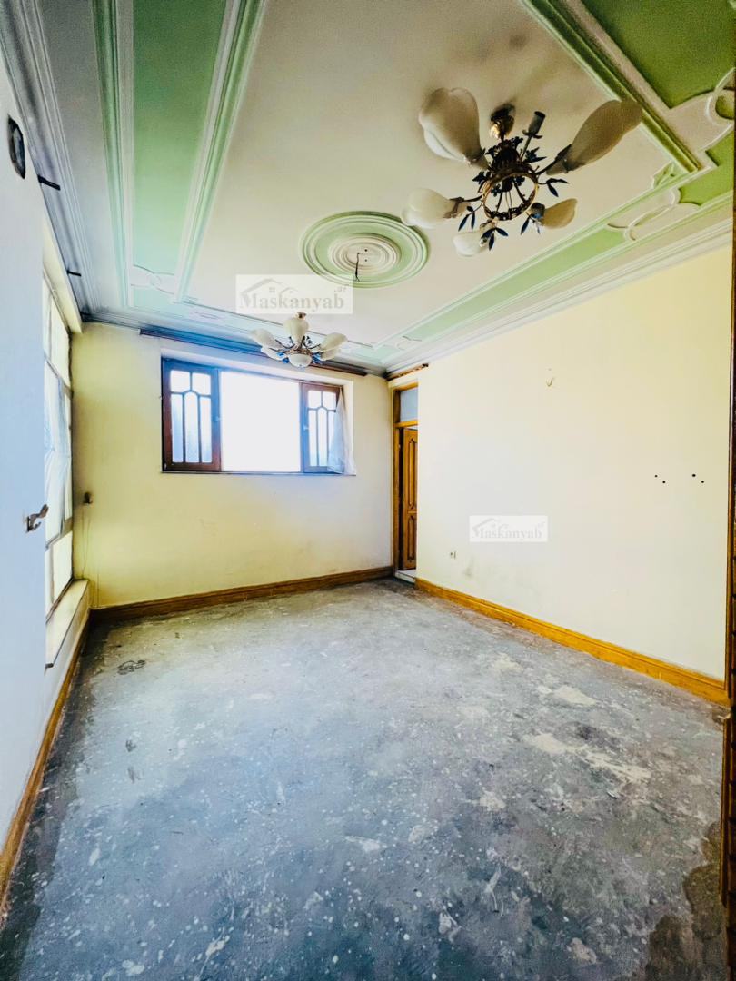 Four-floor house for rent in Old Taimani