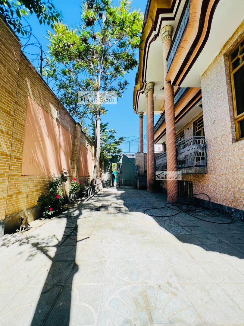 Four-floor house for rent in Old Taimani
