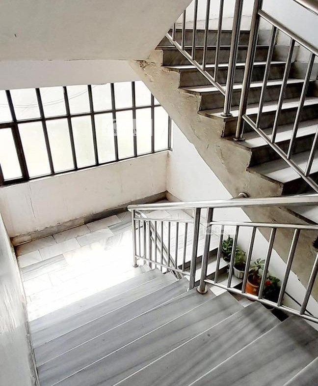 Four-room apartment is for sale at 5th Street in Taimani