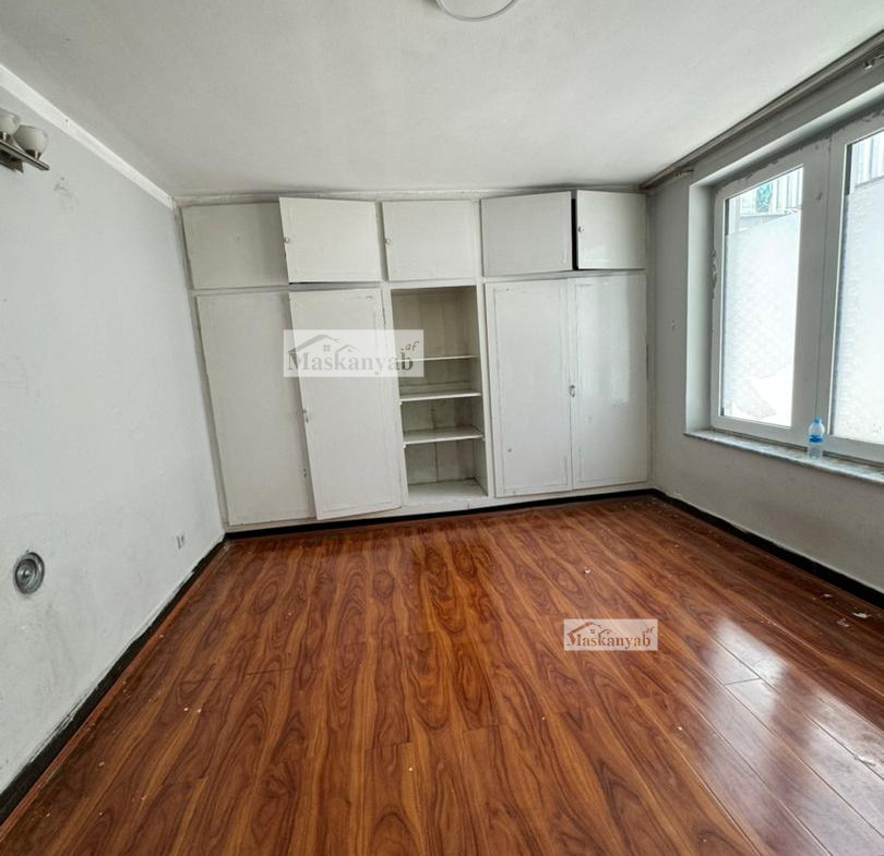 Nine-room house for rent in Wazir Akbar Khan