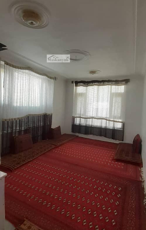 Seven-room house for sale in District 7