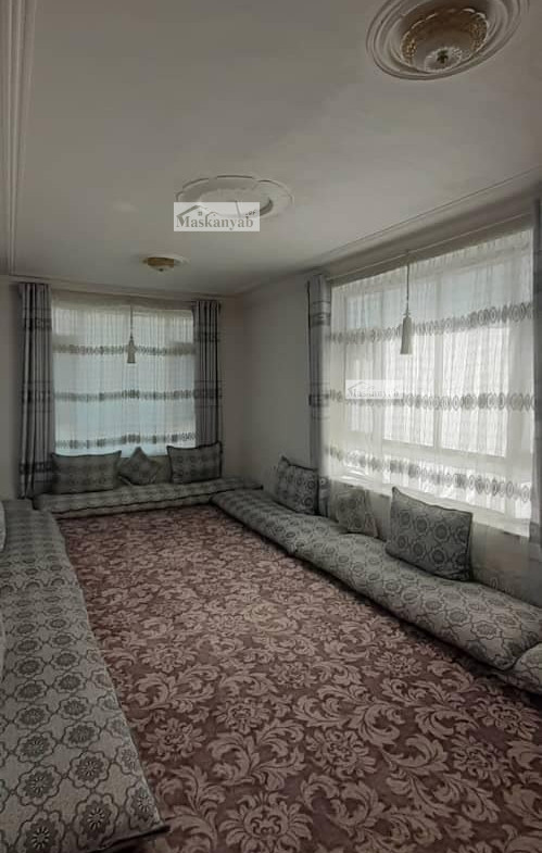Seven-room house for sale in District 7