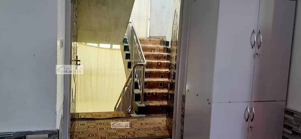 Seven-room house for sale in District 7