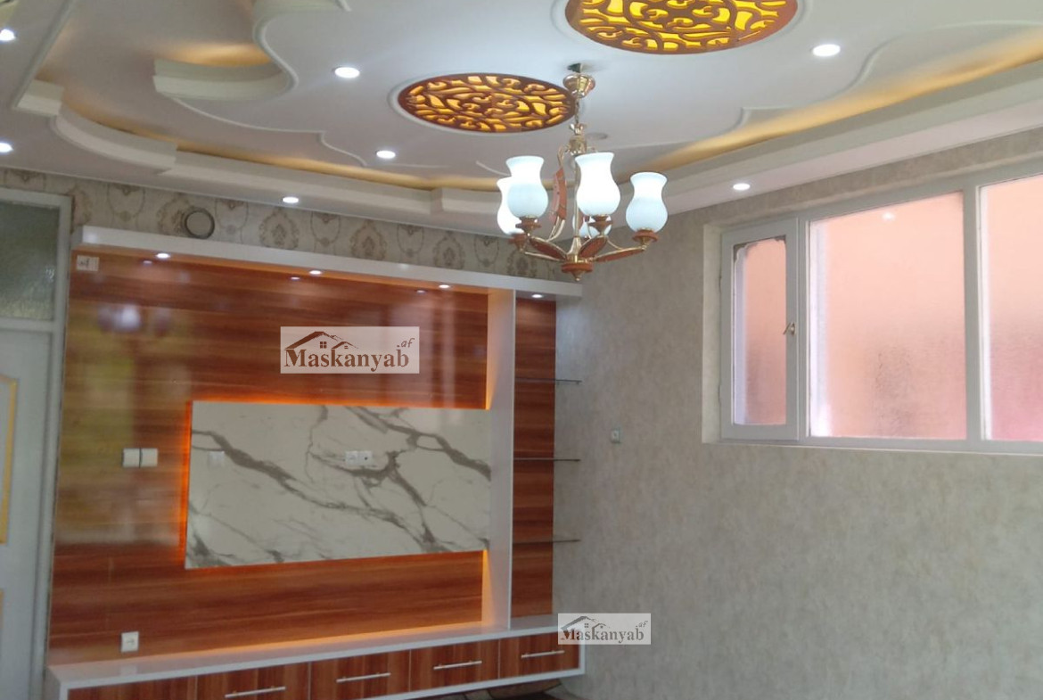 Three-and-half-floor house for sale in Traffic Square