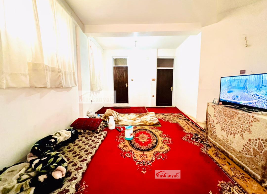 Three-room apartment for mortgage in Shahr-e New