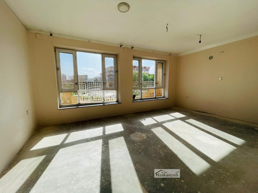 Three-room apartment for rent in District 10