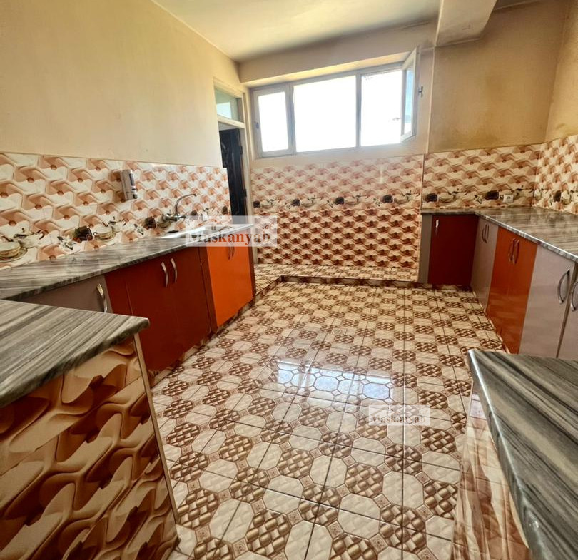 Three-room apartment for rent in Qala-e Mosa