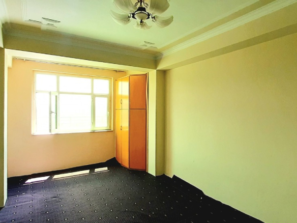Three-room apartment for rent in Salim Karawan Blocks