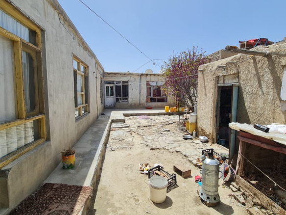 Three-room house for sale on Nadir Khan Hill