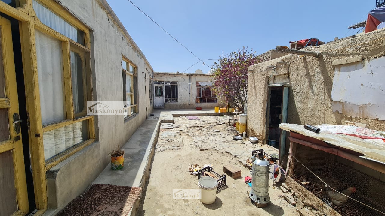 Three-room house for sale on Nadir Khan Hill