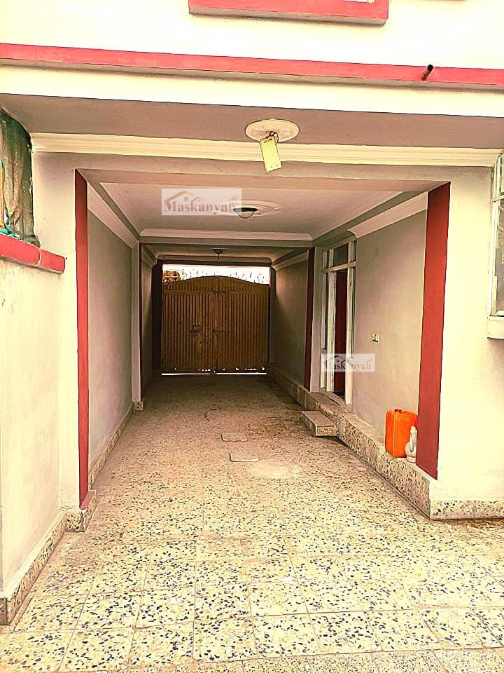 Five-room house for sale in District 11, Kabul