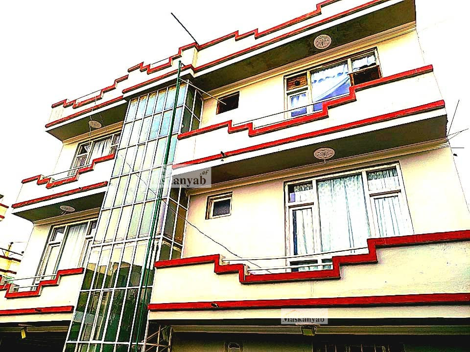 Five-room house for sale in District 11, Kabul