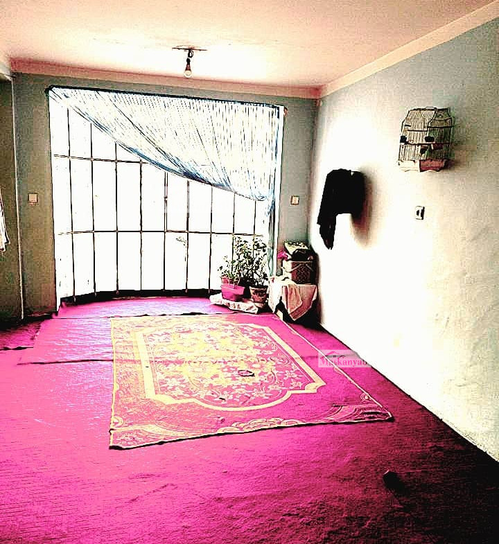 Five-room house for sale in District 11, Kabul