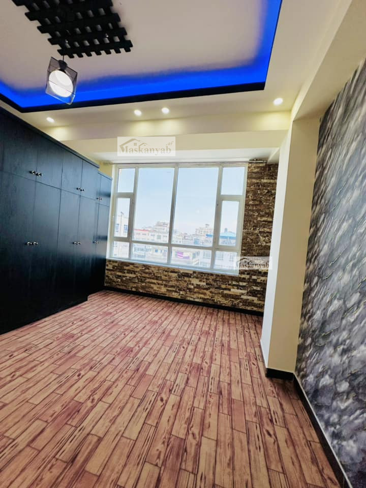 Four-room apartment for sale between the 4th and 5th Street