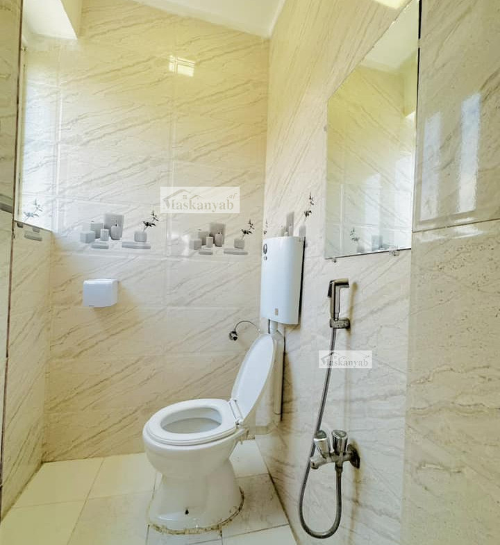 Four-room apartment for sale between the 4th and 5th Street