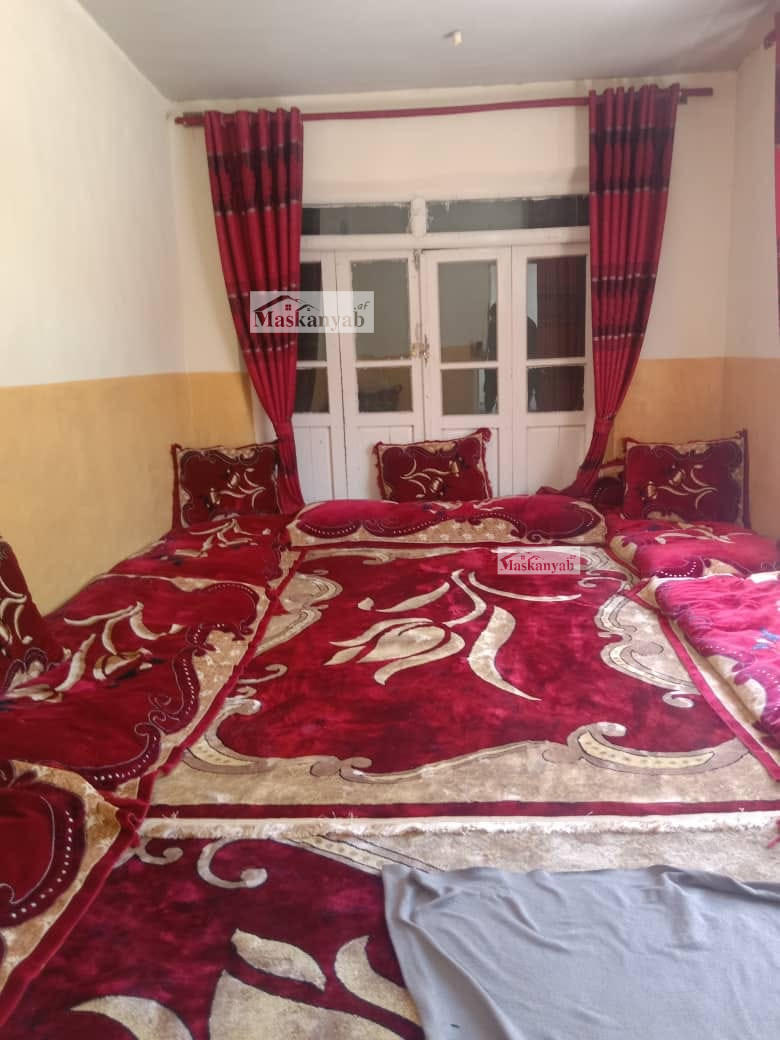 Four-room house for mortgage in Karte new