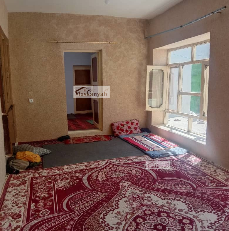 Four-room house for mortgage in Karte new